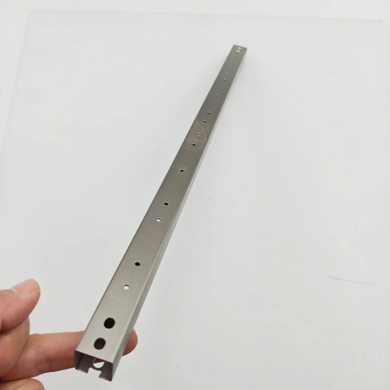 Funssor BLV MGN Cube 3D printe - đánh giá và giá 3D Printing Guide